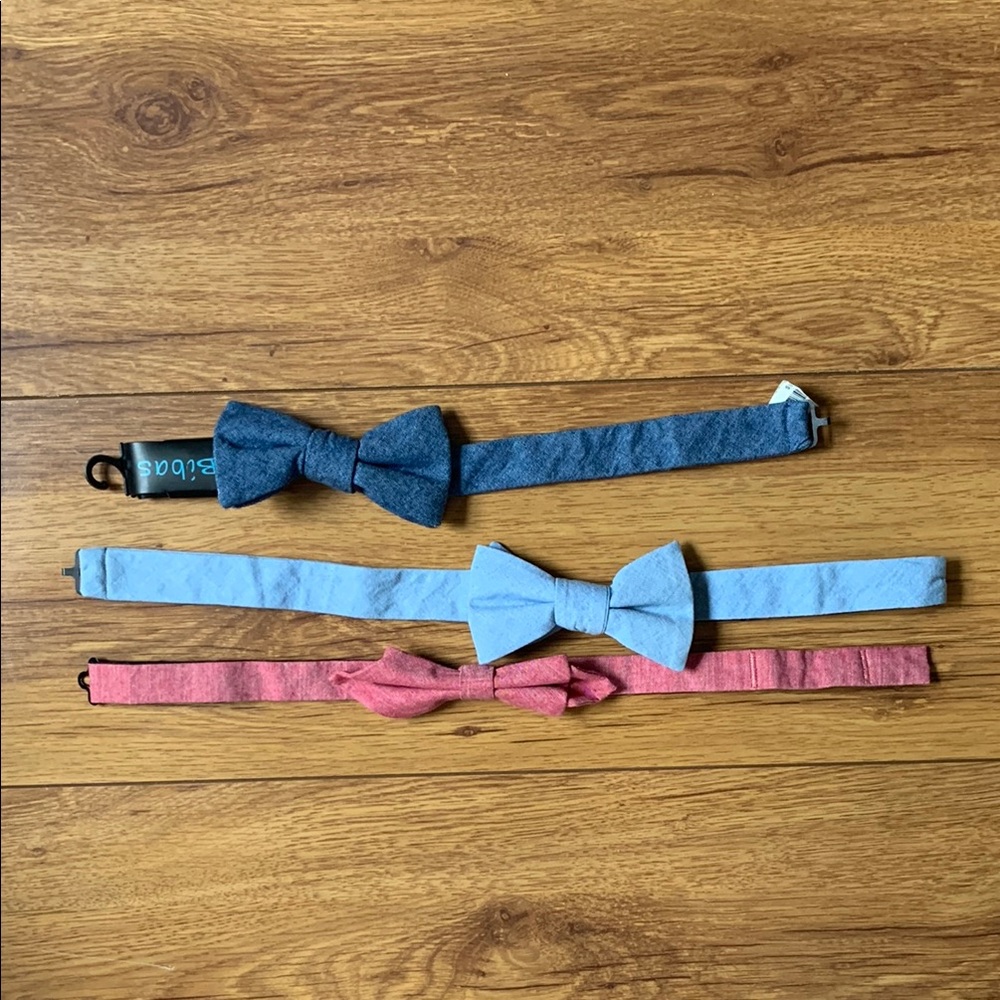 Men’s Bow Tie Set - Blue, red, and chambray